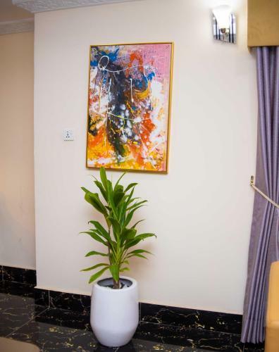 The Hallmark Hub, Hotel & Apartments