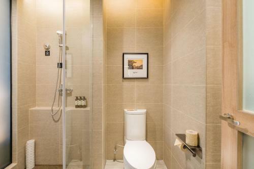 Atour Hotel (tongxiang Zhenxing Road)