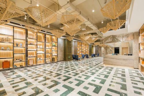 Atour Hotel (tongxiang Zhenxing Road)