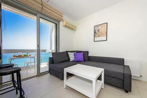 Vivian Art Apartments