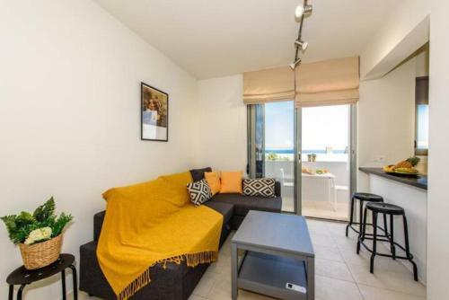 Vivian Art Apartments