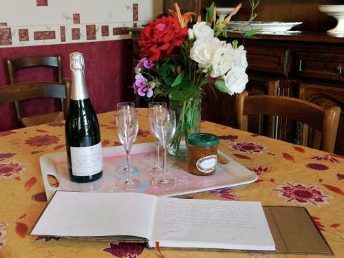 Lodge Holiday Home La Centieme Bligny