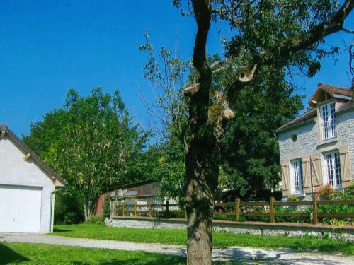 Lodge Holiday Home La Centieme Bligny