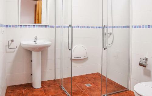 Nice Home In Llanes With 6 Bedrooms