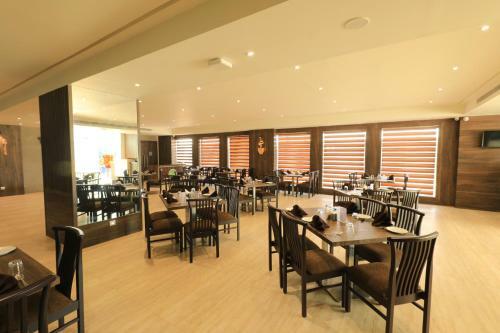 Hotel The Byke Suraj Club, Junagadh