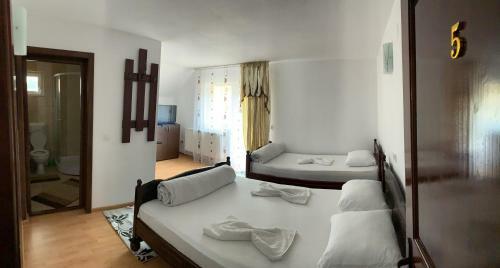 Hostal Casa Natalia Raisa Arie?eni
