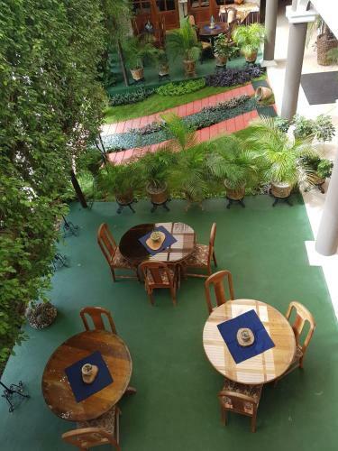 Maximos Petit Hotel