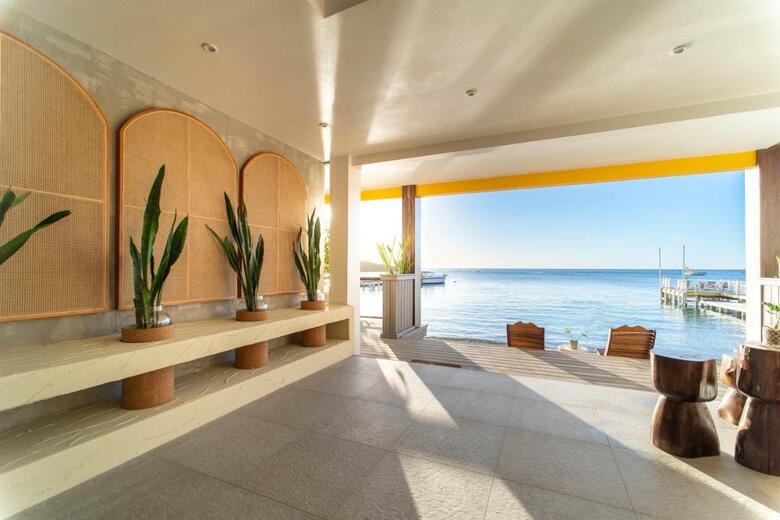 The Beach House Boutique Hotel