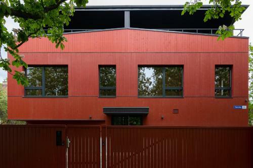 Self-check-in 3 Bedroom Apartment With Sauna And Balconies