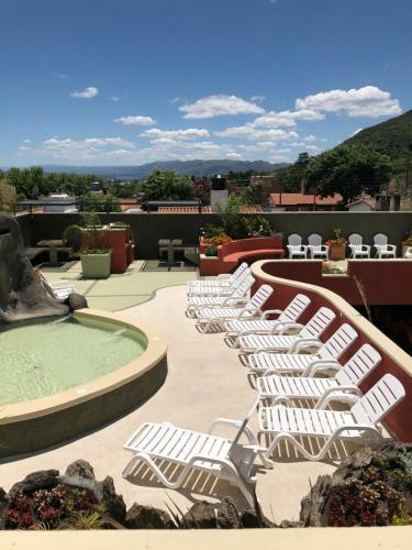 Los Naranjos Apart Hotel