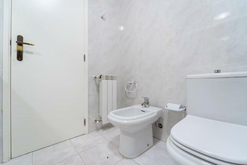 Marinhas - Moradia V4 Com Piscina E Pr�ximo Da Praia - Esposende