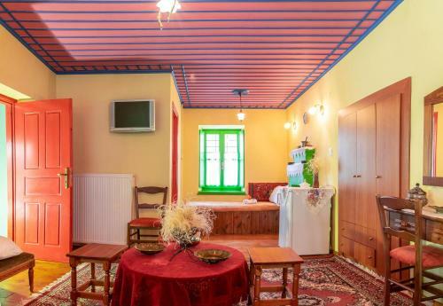 Hostal Morfeas Guesthouse