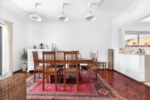 Altido Superb Villa With Pool, Terrace, Garden And Bbq
