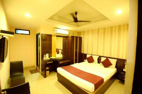 Hotel Shastri Paradise