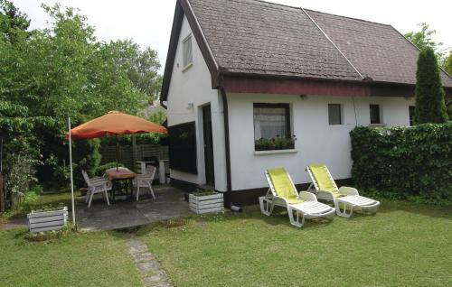 Holiday Home Pet�fi Utca-balatonfenyves