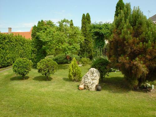 �r�kz�ld Apartmanok Balatonfenyves