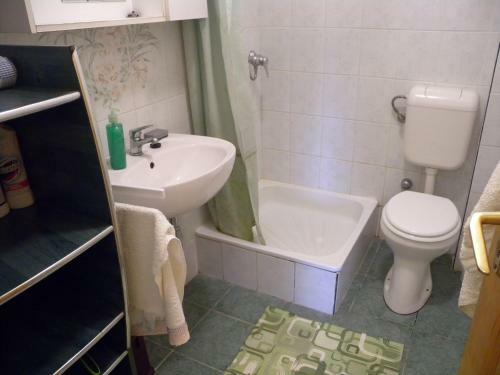 Apartment Balatonfenyves 5