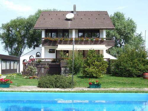 Bed & Breakfast P�ter Panzi�