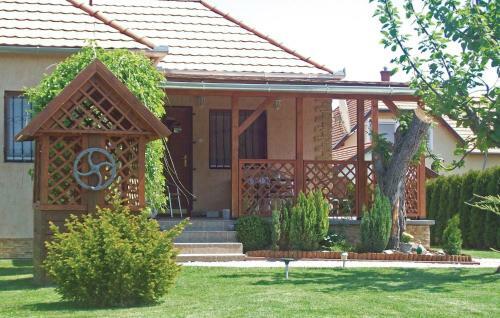 Holiday Home Balatonfenyves 40