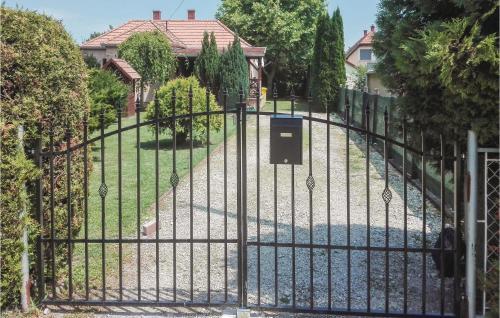 Holiday Home Balatonfenyves 40