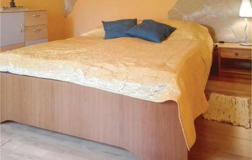 Holiday Home Balatonfenyves 40