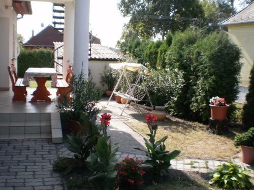 Apartment Balatonfenyves 4