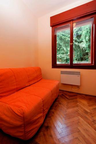 Apartamento B�rzs�nyliget Vend�gh�z