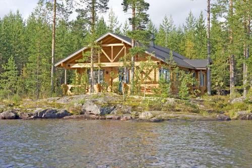 Hotel Loikansaari Lomam�kit Holiday Cottages