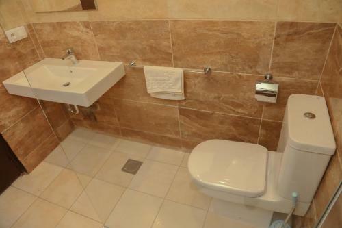 Riviera Tauyah Hotel