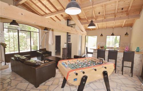 Holiday Home Loriol Sur Dr�me 40