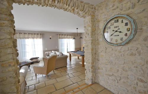 Holiday Home Loriol Sur Dr�me 40