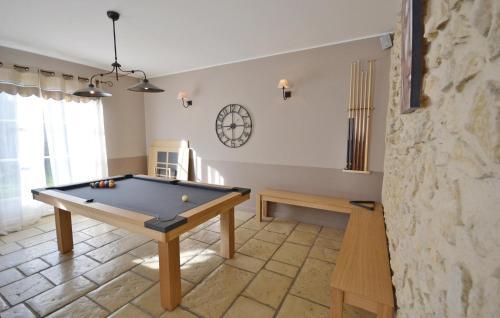 Holiday Home Loriol Sur Dr�me 40