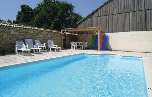Holiday Home La Martini�re O-781