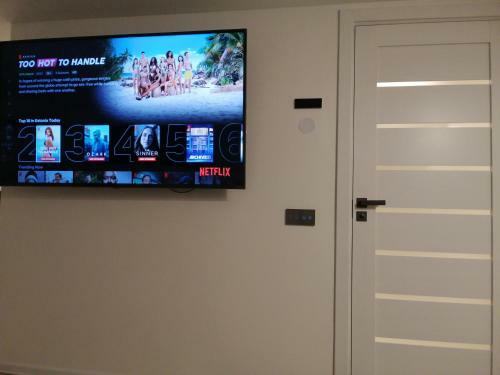 Luxury Apartment Private House And Parking Netflix