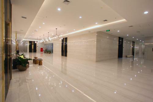 Hotel Grand Whiz Megamas Manado