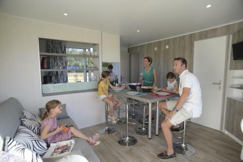 Les Roulottes & Cottages Du Moulin
