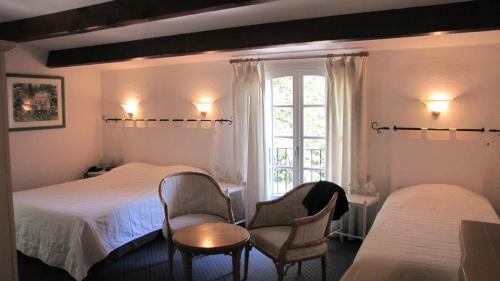 Hotel H�tel Les Gollandi�res
