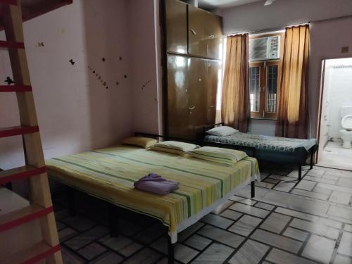 Hostal House No. 87