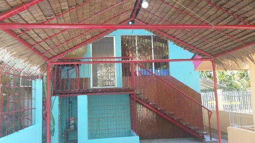 Villa Bella Near Sea-front Two-story House.