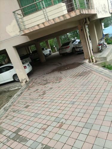 Lovely Apartment With 2 Bedrooms And A Kitchen