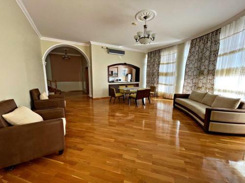 Villa Green City Recidence