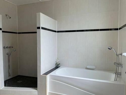 Spring Garden Mobay Resort Luxurious Apartments