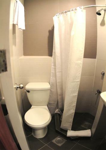 Hotel The Center Suites