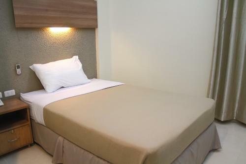 Hotel The Center Suites