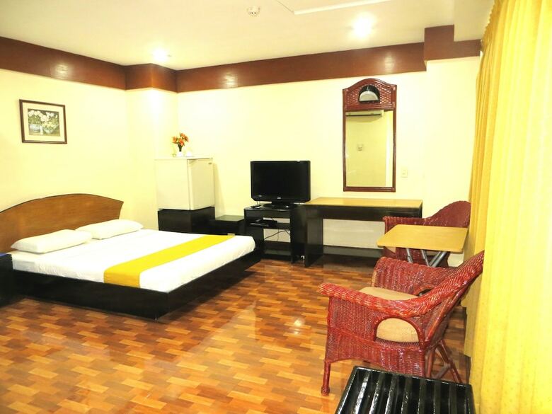 Hotel Paragon Suites