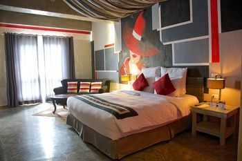 The Henry Hotel