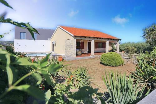 Attractive Villa - Casa Nair