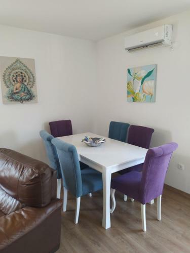 Dvosoban Apartman Aleka