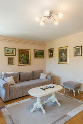 Apartmani Central 6 & Free Parking