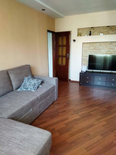 Elkonu Street Apartment